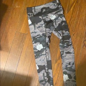 Never worn workout pants